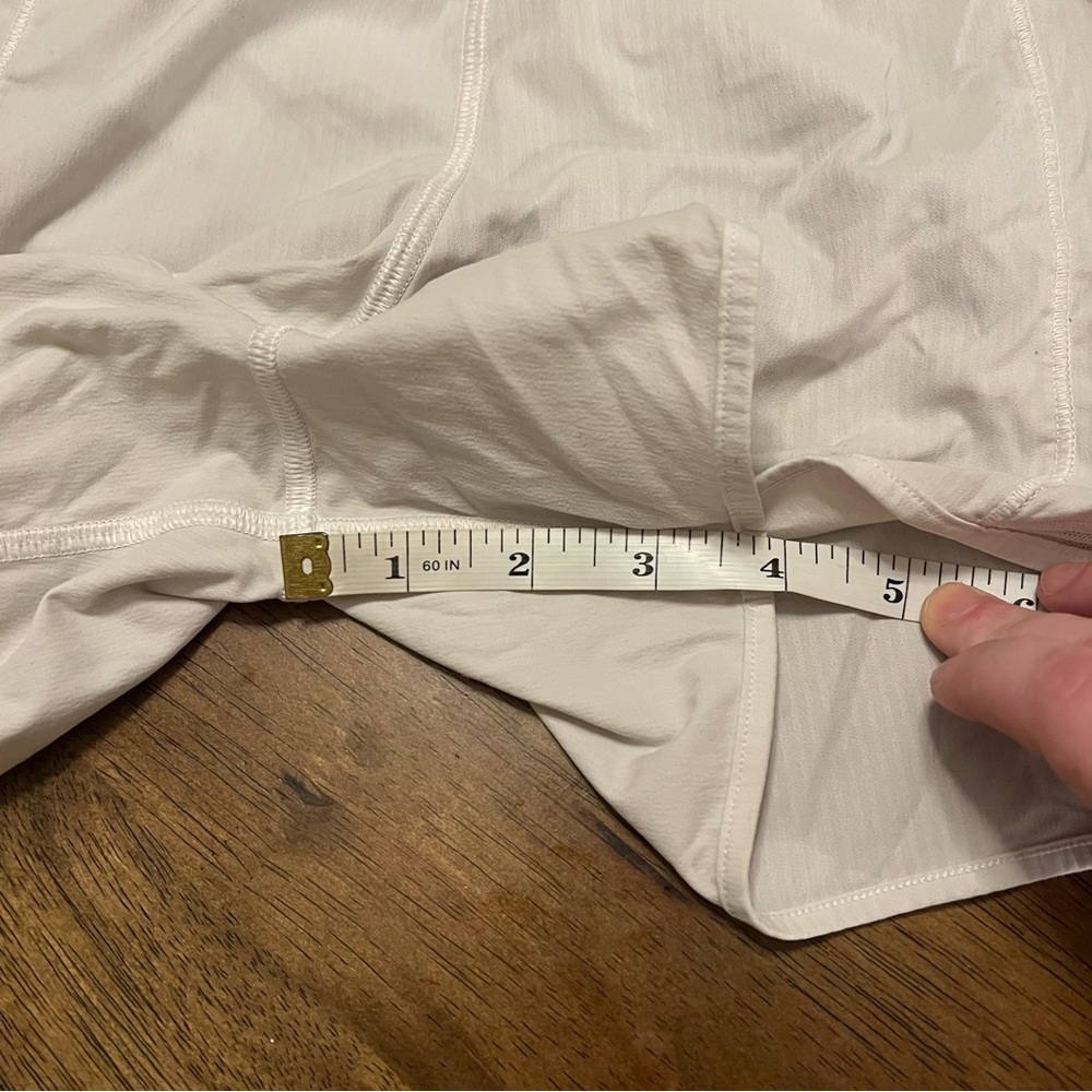 Lululemon Hotty Hot Short *High-Rise Long 4"
White Size 6 - Picture 7 of 16